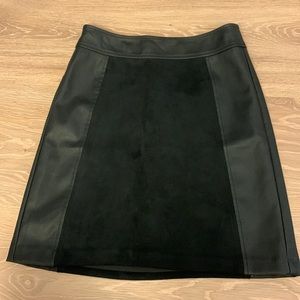 Faux leather LOFT skirt